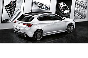 Alfa Romeo Giuliette Collezione - Heckansicht