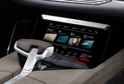 Audi Prologue Allroad - Display auf Mittelkonsole