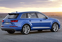 Audi Q7 - Seite