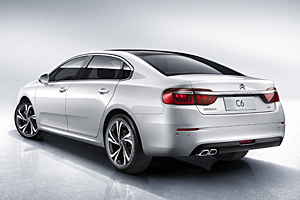 Citroen C6 - Heckansicht