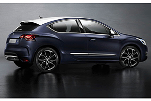DS4 Opéra Blue