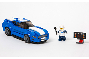 Ford Mustang-Bausatz aus Lego-Steinen