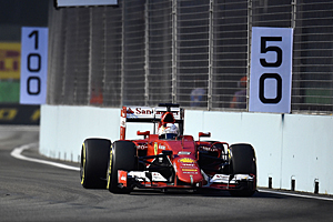 GP Singapur - Qualifying: Sebastian Vettel holt erste Pole-Position mit Ferrari