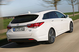 Hyundai i40 Kombi - seitliche Heckansicht