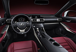 Lexus IS Cockpit