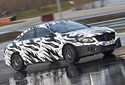 Mercedes CLA im Tarnanzug