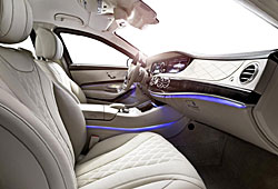 Mercedes S 600 Guard - Interieur mit Ambientebeleuchtung