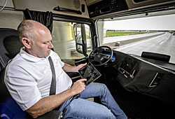 Mercedes Highway-Pilot