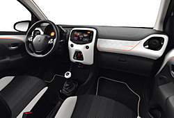 Peugeot 108 Top! Roland Garros - Innenraum