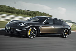 Posche Panamera Exclusive Series in zweifarbiger Lackierung