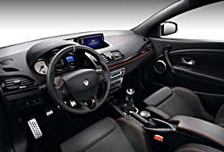 Renault Mégane Coupé R. S. Red Bull Racing RB8 - Innenraum