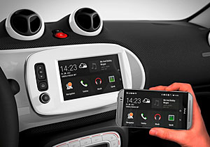 Smart - Smartphone-Inhalt lässt sich ins Fahrzeug spiegeln
