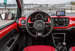 VW Cross up! Cockpit