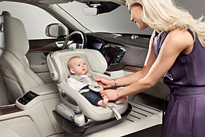 Volvo Kindersitzkonzept im XC90 Excellence